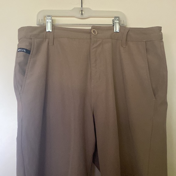 Menswear Rip curl.  Boardwalk.  The Surfers Walk-shorts.  On water/land shorts. - Picture 2 of 12